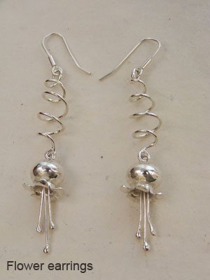 Flower earrings