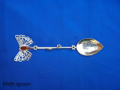 Moth spoon